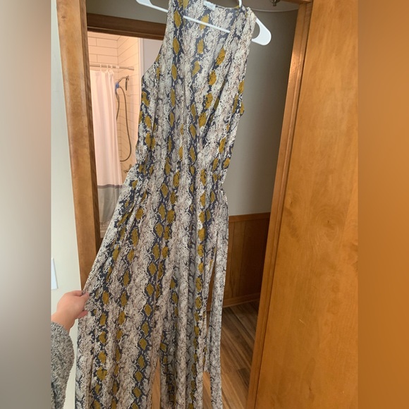 Snake Print Romper - Picture 4 of 8